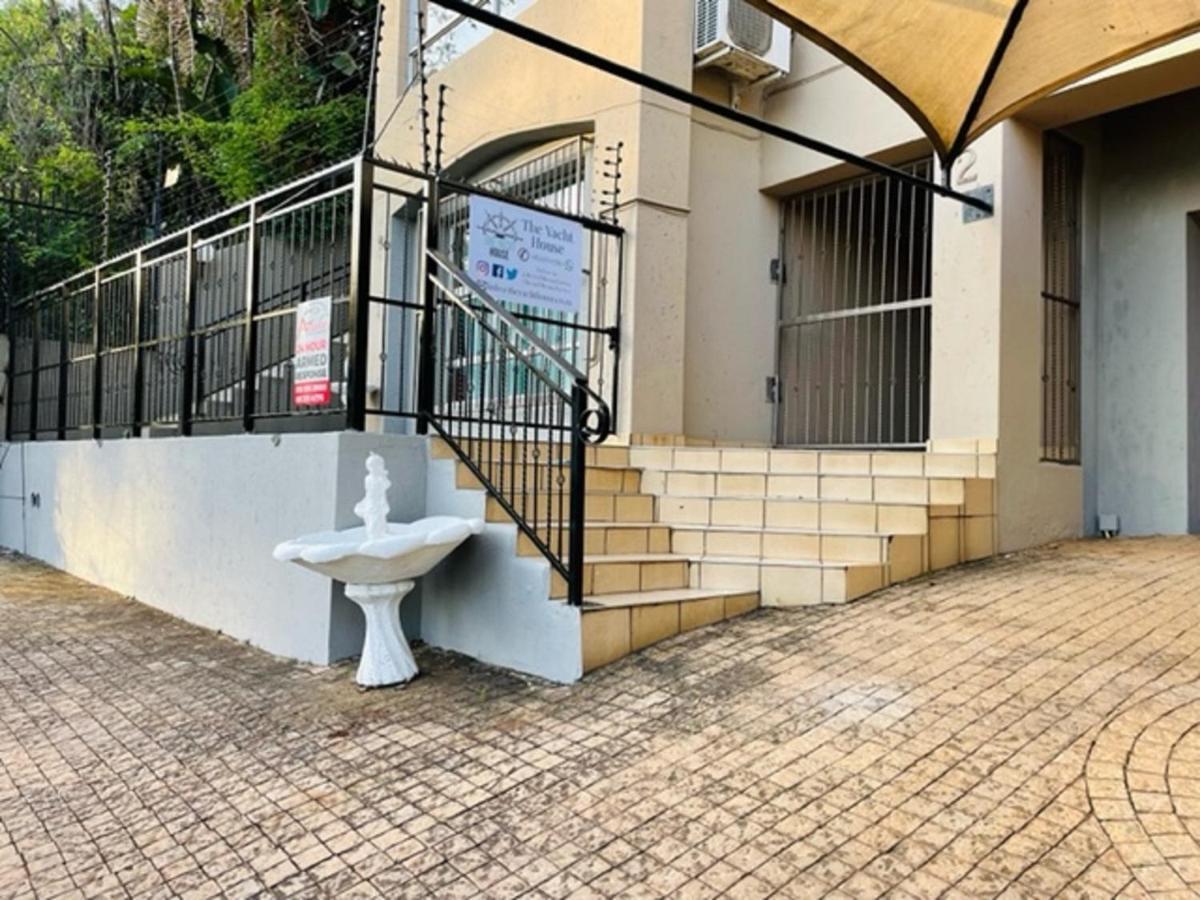 The Yacht House Hotell Hartbeespoort Eksteriør bilde