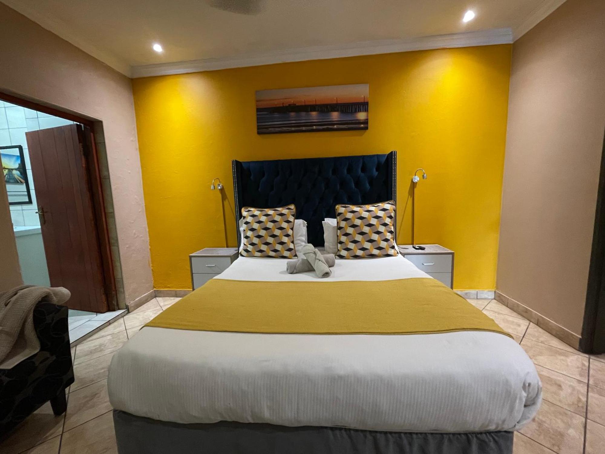 The Yacht House Hotell Hartbeespoort Eksteriør bilde